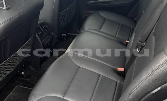 Buy Used Mercedes-Benz ML–Class Blue Car in Brazzaville in Municipality of Brazzaville Buy Used Mercedes-Benz ML–Class Blue Car in Brazzaville in Municipality of Brazzaville
