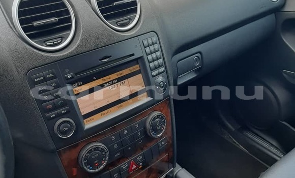 Buy Used Mercedes-Benz ML–Class Blue Car in Brazzaville in Municipality of Brazzaville Buy Used Mercedes-Benz ML–Class Blue Car in Brazzaville in Municipality of Brazzaville