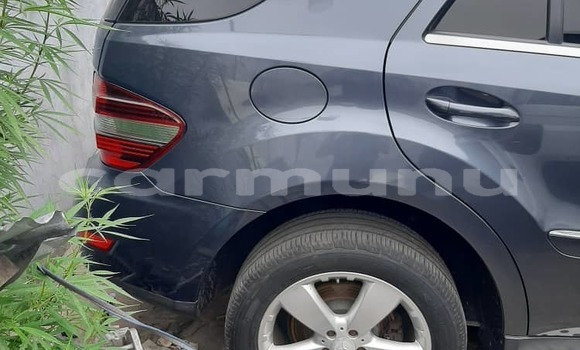 Buy Used Mercedes-Benz ML–Class Blue Car in Brazzaville in Municipality of Brazzaville Buy Used Mercedes-Benz ML–Class Blue Car in Brazzaville in Municipality of Brazzaville