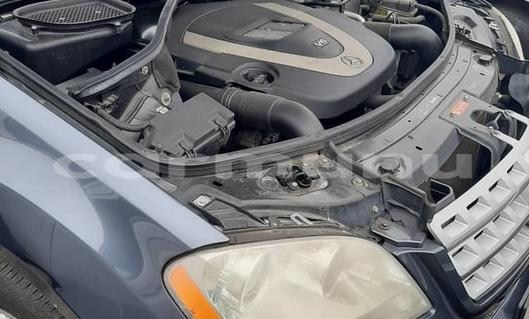 Buy Used Mercedes-Benz ML–Class Blue Car in Brazzaville in Municipality of Brazzaville Buy Used Mercedes-Benz ML–Class Blue Car in Brazzaville in Municipality of Brazzaville