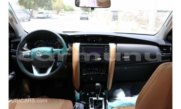 Buy Import Toyota Fortuner Black Car in Import - Dubai in Region of Bouenza Buy Import Toyota Fortuner Black Car in Import - Dubai in Region of Bouenza