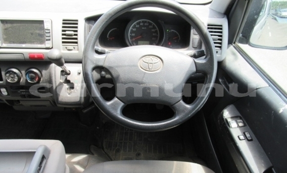 Acheter Occasion Voiture Toyota Hiace Gris à Import - Dubai, Région de la Bouenza Acheter Occasion Voiture Toyota Hiace Gris à Import - Dubai, Région de la Bouenza