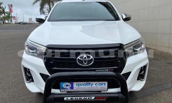 Acheter Occasion Voiture Toyota Hilux Blanc à Import - Dubai, Région de la Bouenza Acheter Occasion Voiture Toyota Hilux Blanc à Import - Dubai, Région de la Bouenza
