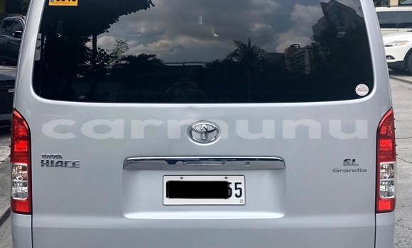 Acheter Occasion Voiture Toyota Hiace Gris à Brazzaville, Commune de Brazzaville Acheter Occasion Voiture Toyota Hiace Gris à Brazzaville, Commune de Brazzaville