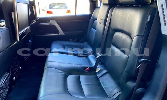 Acheter Import Voiture Toyota Land Cruiser Noir à Pointe–Noire, Région du Kouilou Acheter Import Voiture Toyota Land Cruiser Noir à Pointe–Noire, Région du Kouilou