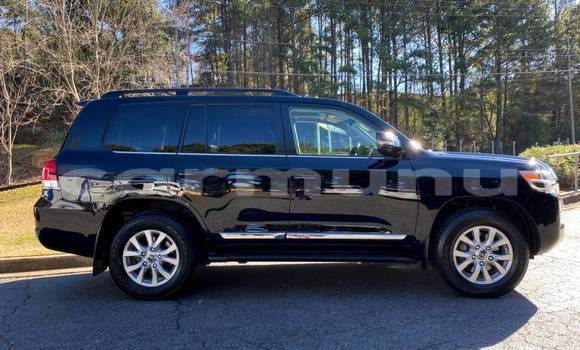 Acheter Import Voiture Toyota Land Cruiser Noir à Pointe–Noire, Région du Kouilou Acheter Import Voiture Toyota Land Cruiser Noir à Pointe–Noire, Région du Kouilou