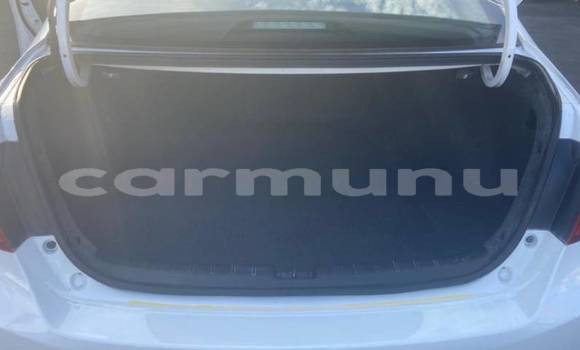 Buy Import Honda Accord White Car in Madingou in Region of Bouenza Buy Import Honda Accord White Car in Madingou in Region of Bouenza