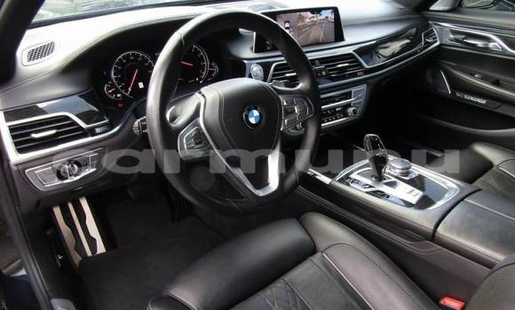 Buy Import BMW 7-Series Black Car in Ouesso in Sangha Buy Import BMW 7-Series Black Car in Ouesso in Sangha