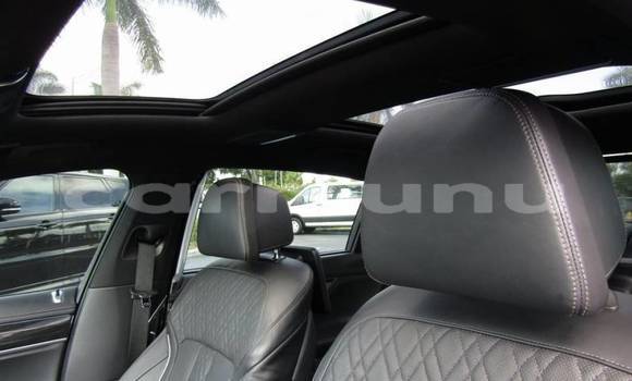 Buy Import BMW 7-Series Black Car in Ouesso in Sangha Buy Import BMW 7-Series Black Car in Ouesso in Sangha