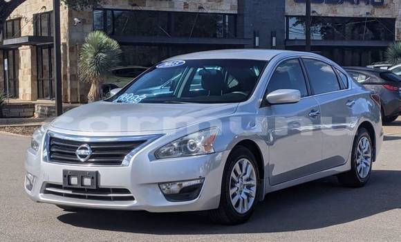 Buy Import Nissan Altima Silver Car in Sibiti in Lékoumou Buy Import Nissan Altima Silver Car in Sibiti in Lékoumou
