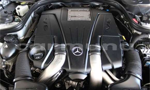 Acheter Occasion Voiture Mercedes-Benz E–Class Gris à Brazzaville, Commune de Brazzaville Acheter Occasion Voiture Mercedes-Benz E–Class Gris à Brazzaville, Commune de Brazzaville