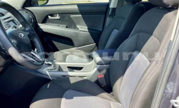 Buy Import Kia Sportage Silver Car in Black Point in Kouilou region Buy Import Kia Sportage Silver Car in Black Point in Kouilou region