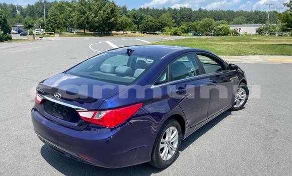 Buy Import Hyundai Sonata Blue Car in Black Point in Kouilou region Buy Import Hyundai Sonata Blue Car in Black Point in Kouilou region