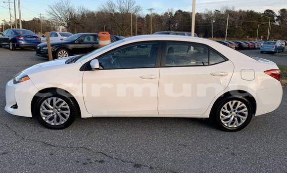 Buy Import Toyota Corolla White Car in Brazzaville in Municipality of Brazzaville Buy Import Toyota Corolla White Car in Brazzaville in Municipality of Brazzaville