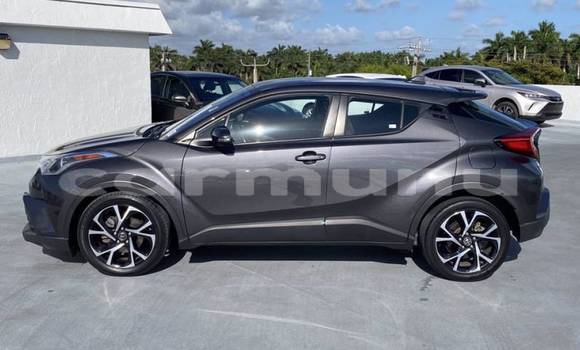 Acheter Import Voiture Toyota C-HR Gris à Pointe–Noire, Région du Kouilou Acheter Import Voiture Toyota C-HR Gris à Pointe–Noire, Région du Kouilou