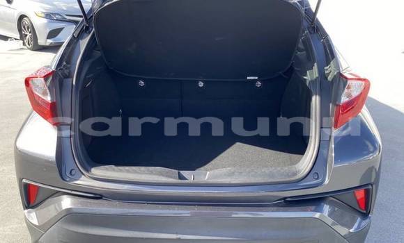 Acheter Import Voiture Toyota C-HR Gris à Pointe–Noire, Région du Kouilou Acheter Import Voiture Toyota C-HR Gris à Pointe–Noire, Région du Kouilou