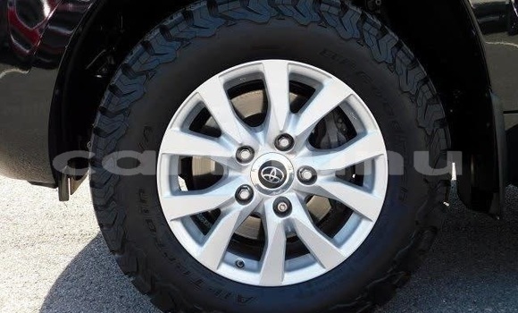 Buy Import Toyota Land Cruiser Black Car in Black Point in Kouilou region Buy Import Toyota Land Cruiser Black Car in Black Point in Kouilou region