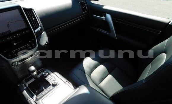 Buy Import Toyota Land Cruiser Black Car in Black Point in Kouilou region Buy Import Toyota Land Cruiser Black Car in Black Point in Kouilou region