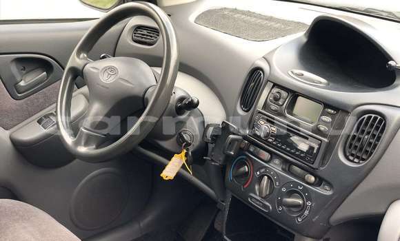 Acheter Import Voiture Toyota Yaris Verso Noir à Brazzaville, Commune de Brazzaville Acheter Import Voiture Toyota Yaris Verso Noir à Brazzaville, Commune de Brazzaville