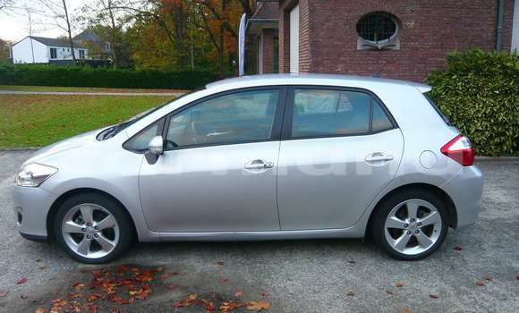 Buy Import Toyota Auris Silver Car in Brazzaville in Municipality of Brazzaville Buy Import Toyota Auris Silver Car in Brazzaville in Municipality of Brazzaville