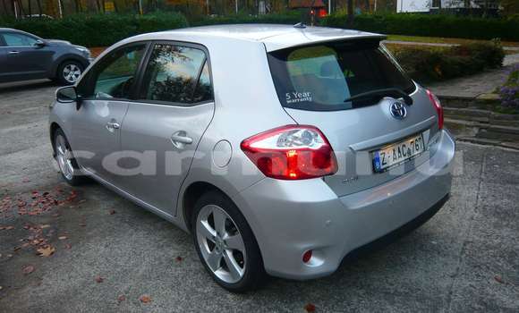 Buy Import Toyota Auris Silver Car in Brazzaville in Municipality of Brazzaville Buy Import Toyota Auris Silver Car in Brazzaville in Municipality of Brazzaville
