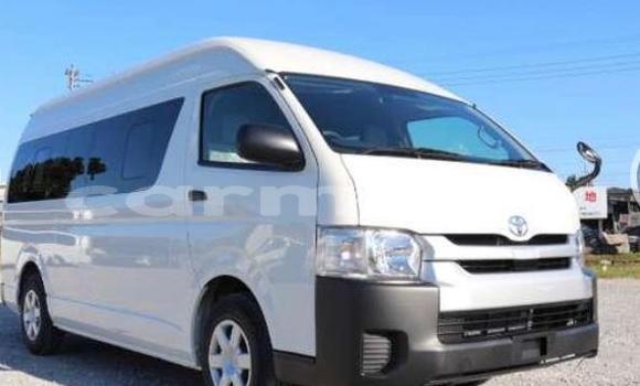 Acheter Occasion Voiture Toyota Hiace Blanc à Brazzaville, Commune de Brazzaville Acheter Occasion Voiture Toyota Hiace Blanc à Brazzaville, Commune de Brazzaville