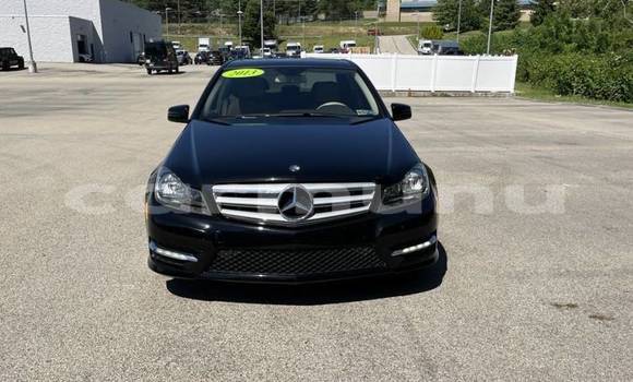 Buy Import Mercedes-Benz C–Class Black Car in Dolisie in Niari Region Buy Import Mercedes-Benz C–Class Black Car in Dolisie in Niari Region