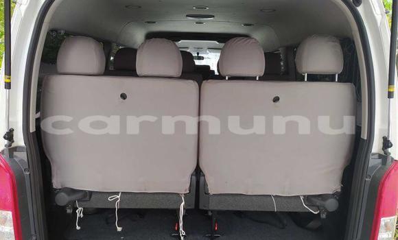 Acheter Occasion Voiture Toyota Hiace Blanc à Pointe–Noire, Région du Kouilou Acheter Occasion Voiture Toyota Hiace Blanc à Pointe–Noire, Région du Kouilou