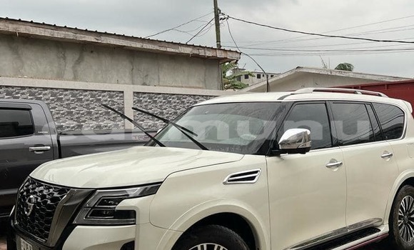 Acheter Occasion Voiture Nissan Patrol Blanc à Brazzaville, Commune de Brazzaville Acheter Occasion Voiture Nissan Patrol Blanc à Brazzaville, Commune de Brazzaville