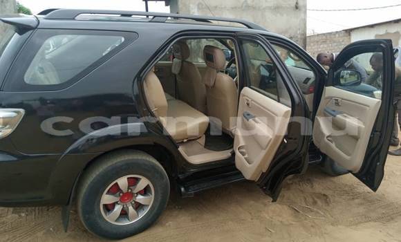 Acheter Occasion Voiture Toyota Fortuner Noir à Brazzaville, Commune de Brazzaville Acheter Occasion Voiture Toyota Fortuner Noir à Brazzaville, Commune de Brazzaville