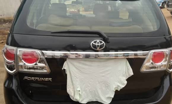 Acheter Occasion Voiture Toyota Fortuner Noir à Brazzaville, Commune de Brazzaville Acheter Occasion Voiture Toyota Fortuner Noir à Brazzaville, Commune de Brazzaville