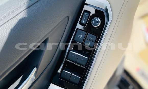 Acheter Occasion Voiture Toyota Land Cruiser Noir à Djambala, Plateaux Acheter Occasion Voiture Toyota Land Cruiser Noir à Djambala, Plateaux