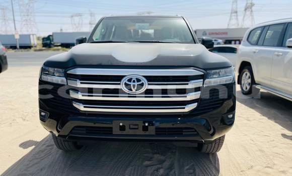 Acheter Occasion Voiture Toyota Land Cruiser Noir à Djambala, Plateaux Acheter Occasion Voiture Toyota Land Cruiser Noir à Djambala, Plateaux