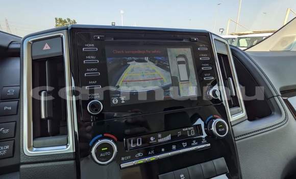 Acheter Occasion Voiture Toyota Granvia Noir à Import - Dubai, Région de la Bouenza Acheter Occasion Voiture Toyota Granvia Noir à Import - Dubai, Région de la Bouenza