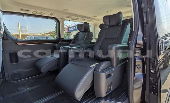 Acheter Occasion Voiture Toyota Granvia Noir à Import - Dubai, Région de la Bouenza Acheter Occasion Voiture Toyota Granvia Noir à Import - Dubai, Région de la Bouenza