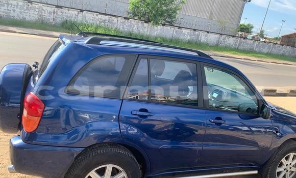 Acheter Occasion Voiture Toyota RAV4 Bleu à Pointe–Noire, Région du Kouilou Acheter Occasion Voiture Toyota RAV4 Bleu à Pointe–Noire, Région du Kouilou