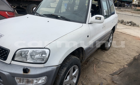 Acheter Occasion Voiture Toyota RAV4 Blanc à Pointe–Noire, Région du Kouilou Acheter Occasion Voiture Toyota RAV4 Blanc à Pointe–Noire, Région du Kouilou