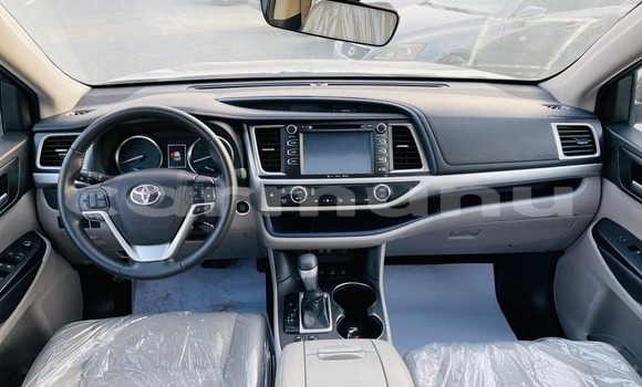 Acheter Occasion Voiture Toyota Highlander Bleu à Pointe–Noire, Région du Kouilou Acheter Occasion Voiture Toyota Highlander Bleu à Pointe–Noire, Région du Kouilou