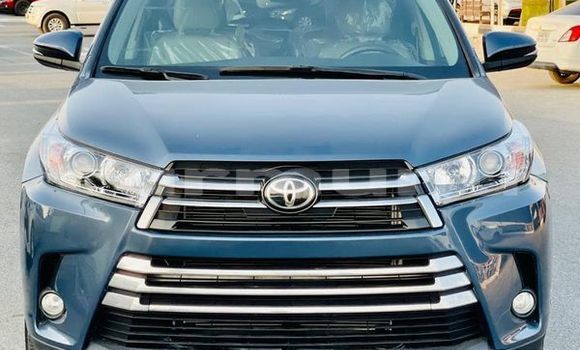 Acheter Occasion Voiture Toyota Highlander Bleu à Pointe–Noire, Région du Kouilou Acheter Occasion Voiture Toyota Highlander Bleu à Pointe–Noire, Région du Kouilou