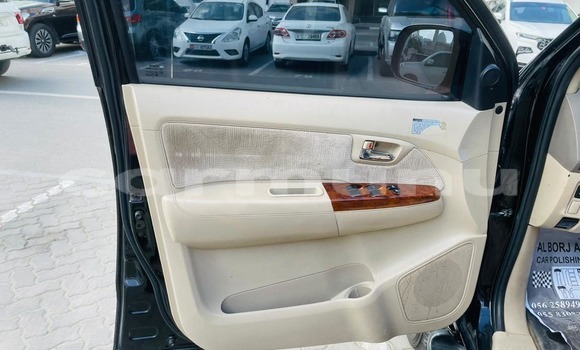 Acheter Occasion Voiture Toyota Fortuner Noir à Pointe–Noire, Région du Kouilou Acheter Occasion Voiture Toyota Fortuner Noir à Pointe–Noire, Région du Kouilou