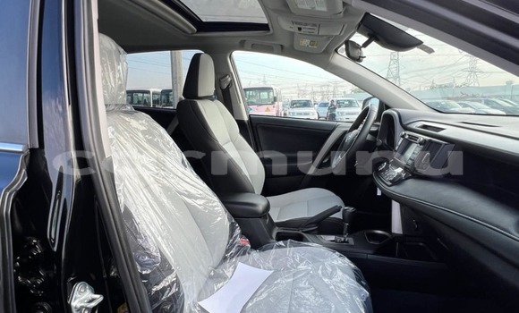 Acheter Occasion Voiture Toyota RAV4 Noir à Pointe–Noire, Région du Kouilou Acheter Occasion Voiture Toyota RAV4 Noir à Pointe–Noire, Région du Kouilou