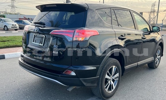 Acheter Occasion Voiture Toyota RAV4 Noir à Pointe–Noire, Région du Kouilou Acheter Occasion Voiture Toyota RAV4 Noir à Pointe–Noire, Région du Kouilou
