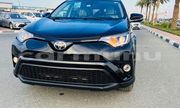 Acheter Occasion Voiture Toyota RAV4 Noir à Pointe–Noire, Région du Kouilou Acheter Occasion Voiture Toyota RAV4 Noir à Pointe–Noire, Région du Kouilou