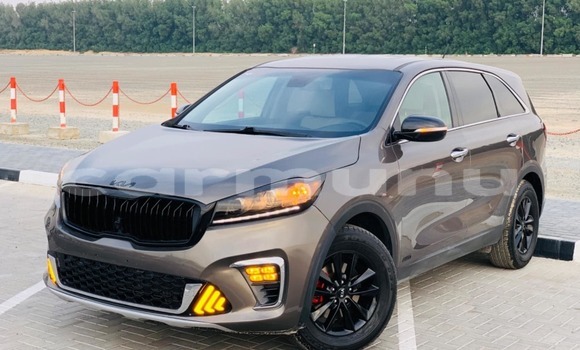 Buy Used Kia Sorento Brown Car in Black Point in Kouilou region Buy Used Kia Sorento Brown Car in Black Point in Kouilou region