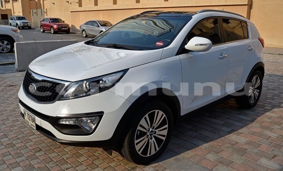 Acheter Occasion Voiture Kia Sportage Blanc à Pointe–Noire, Région du Kouilou Acheter Occasion Voiture Kia Sportage Blanc à Pointe–Noire, Région du Kouilou