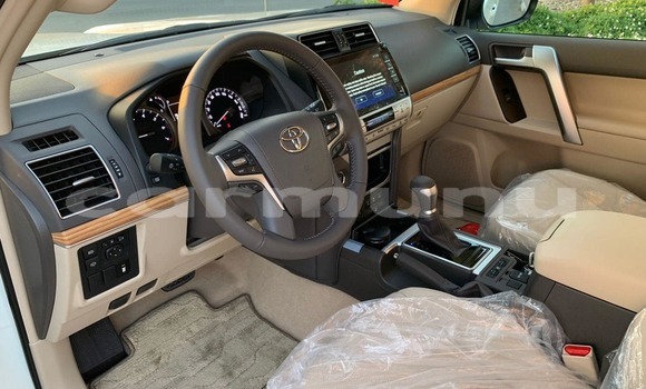 Acheter Occasion Voiture Toyota Land Cruiser Prado Blanc à Pointe–Noire, Région du Kouilou Acheter Occasion Voiture Toyota Land Cruiser Prado Blanc à Pointe–Noire, Région du Kouilou