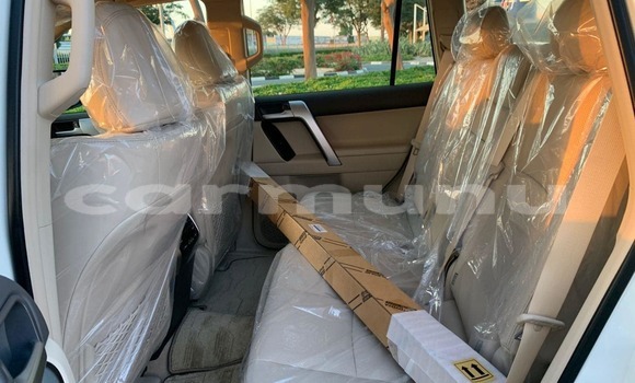 Acheter Occasion Voiture Toyota Land Cruiser Prado Blanc à Pointe–Noire, Région du Kouilou Acheter Occasion Voiture Toyota Land Cruiser Prado Blanc à Pointe–Noire, Région du Kouilou