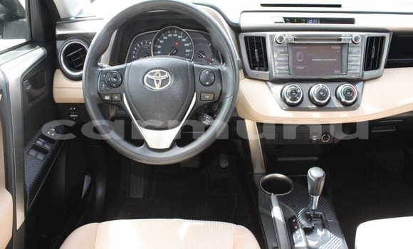 Acheter Occasion Voiture Toyota RAV4 Blanc à Pointe–Noire, Région du Kouilou Acheter Occasion Voiture Toyota RAV4 Blanc à Pointe–Noire, Région du Kouilou