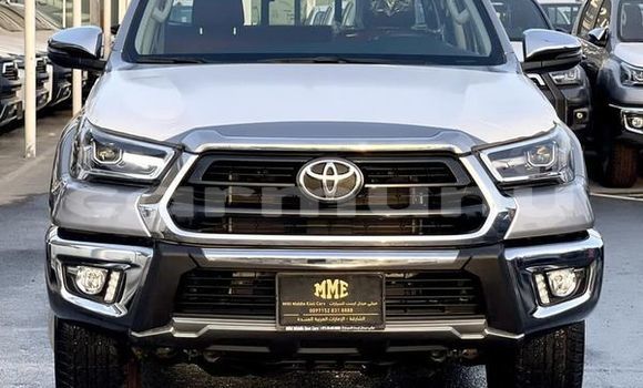 Acheter Neuf Voiture Toyota Hilux Blanc à Pointe–Noire, Région du Kouilou Acheter Neuf Voiture Toyota Hilux Blanc à Pointe–Noire, Région du Kouilou