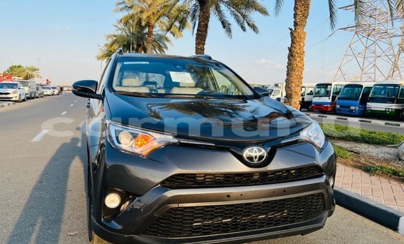 Acheter Occasion Voiture Toyota RAV4 Noir à Pointe–Noire, Région du Kouilou Acheter Occasion Voiture Toyota RAV4 Noir à Pointe–Noire, Région du Kouilou